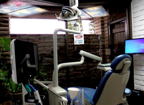 Dental exam room with iTero Scanner.